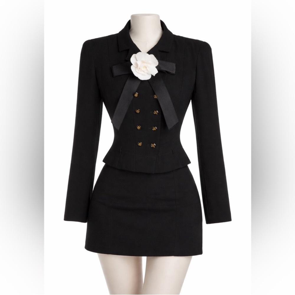 Cignal Double-Breasted Jacket w/Black and White Bow- Kentucky Derby Ready